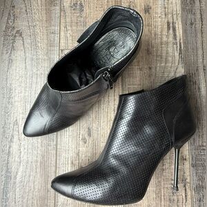 Pedro Garcia Rowan Perforated Leather Black Ankle Boots 42/12